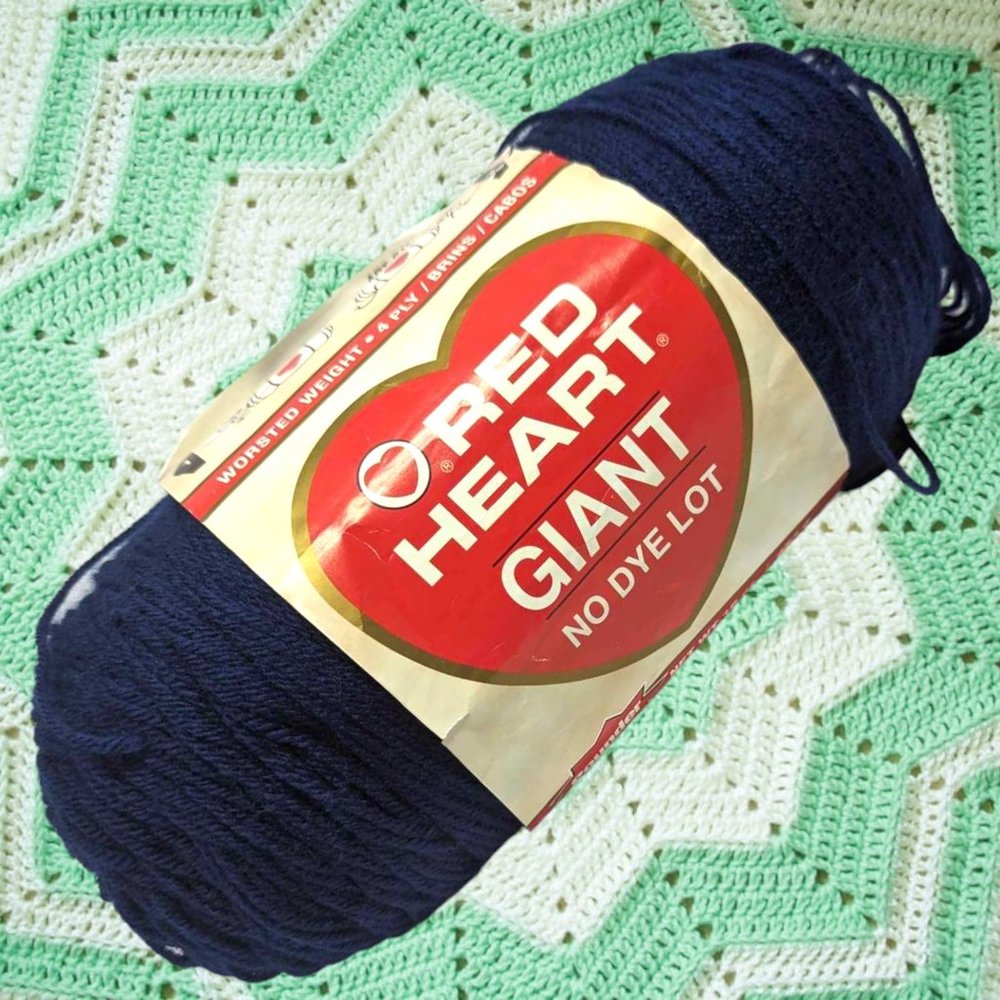 Red Heart Giant One Pounder Navy Blue Yarn Worsted Weight 4 Ply